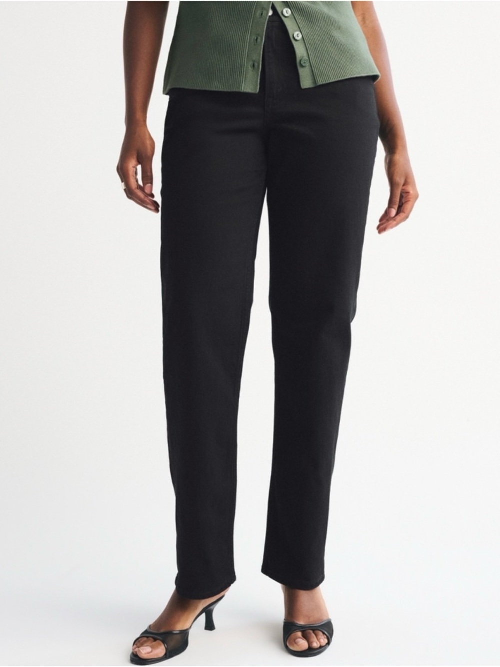 NWT Abercrombie & Fitch Black Mid Rise 90s Straight Jeans